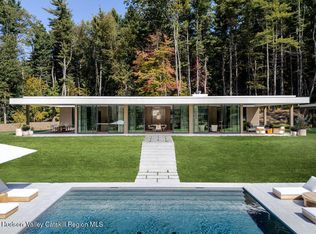 27 Lake Ridge Ln, Craryville, NY 12521