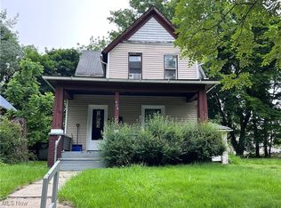 829 Yale St, Akron, OH 44311