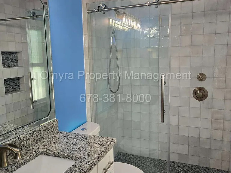 1175 Garibaldi St SW — Photo 11