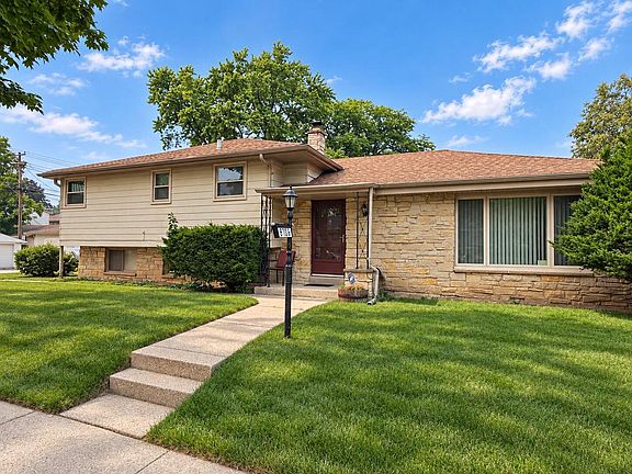 2nd image of 8706 W Courtland AVENUE