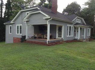 305 Hillcrest Dr, Lexington, NC 27292