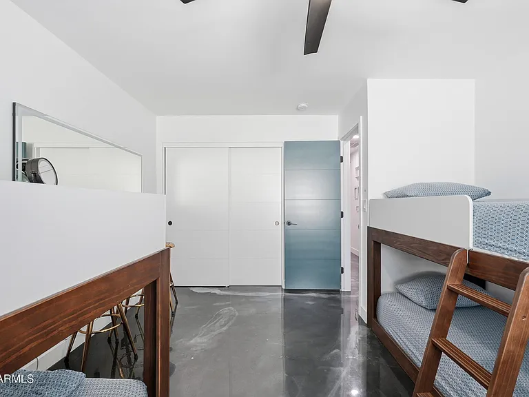2812 N 71st Pl — Photo 36