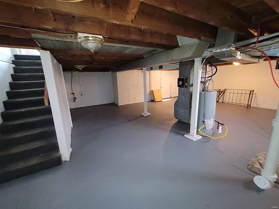 5th image of 5619 Leverette Ave