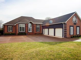 212 Kingsridge Blvd, Tullahoma, TN 37388