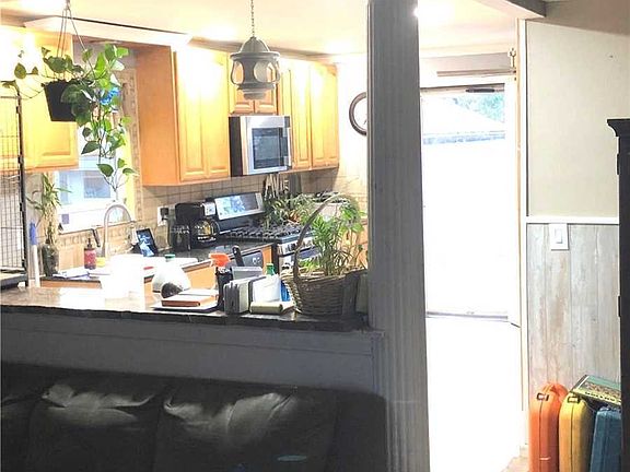 4th image of 109 Parkdale Dr