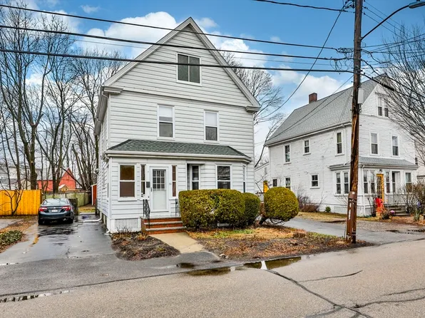 24 Austin St, Milton, MA 02186