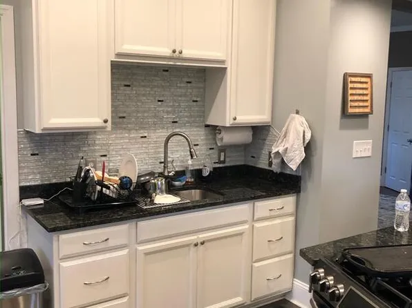 319 Hoosick St, Troy, NY 12180