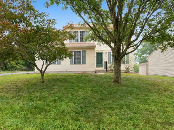 156 Grandview Dr, Easton, PA 18045