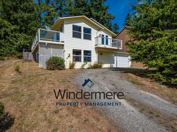 236 Calhoun Loop, Coupeville, WA 98239