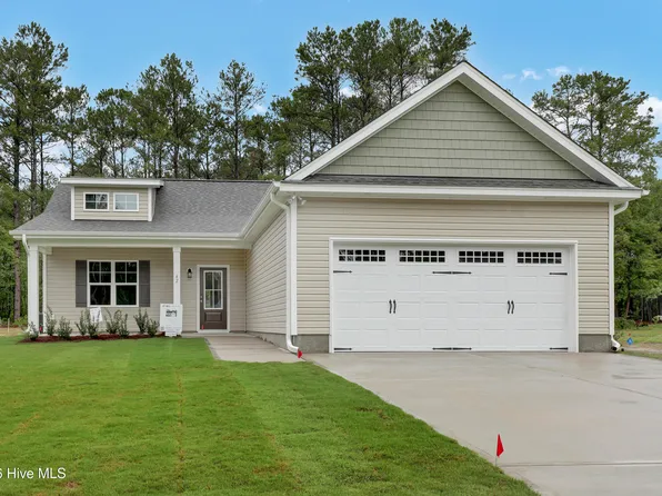 42 Peach Court, Burgaw, NC 28425
