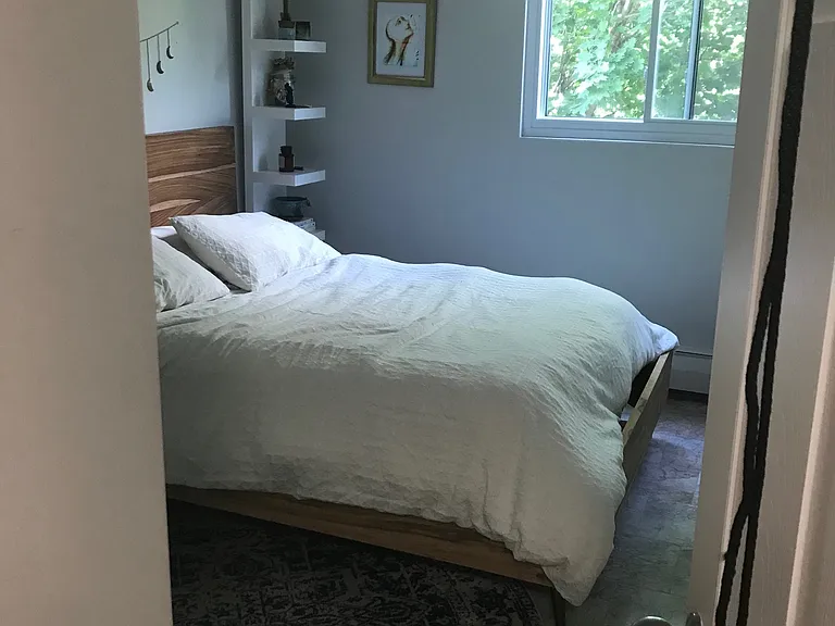 200 Pretoria Ave — Photo 16