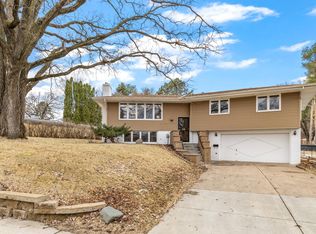 2218 Texas Ave S, Saint Louis Park, MN 55426