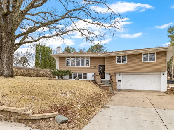 2218 Texas Ave S, Saint Louis Park, MN 55426