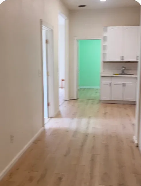 4 bed, 1600 sqft, $2,600 — Photo 3