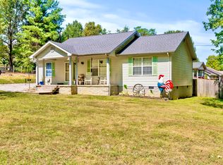 1047 Gregory Ln, Lawrenceburg, KY 40342