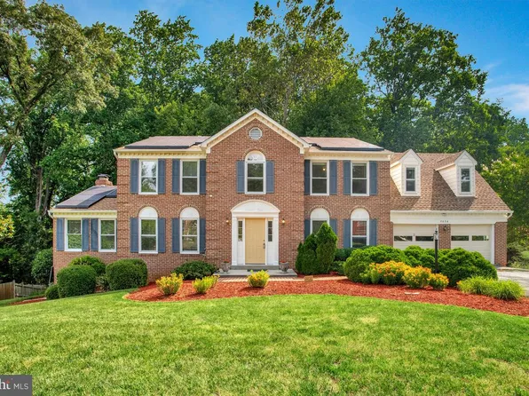 3036 Brownstone Ct, Burtonsville, MD 20866