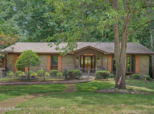 8819 Mountain Brook Dr, Louisville, KY 40272