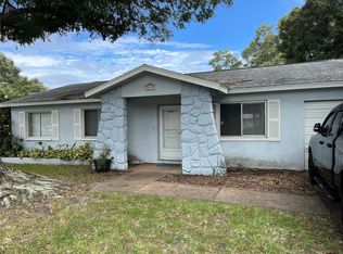 9097 107th Ave N, Seminole, FL 33777
