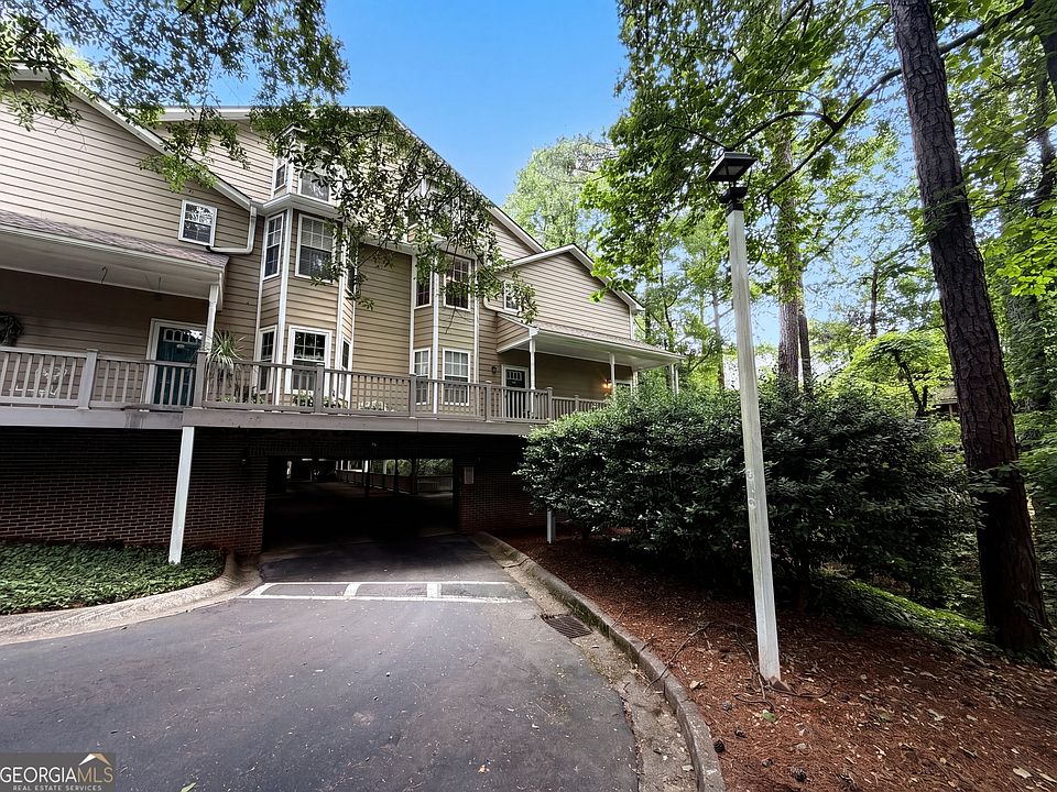 1st image of 4491 Pineridge Cir