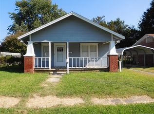 703 E Seminole Ave, McAlester, OK 74501
