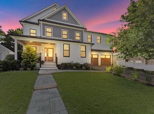 81 Wompatuck Rd, Hingham, MA 02043