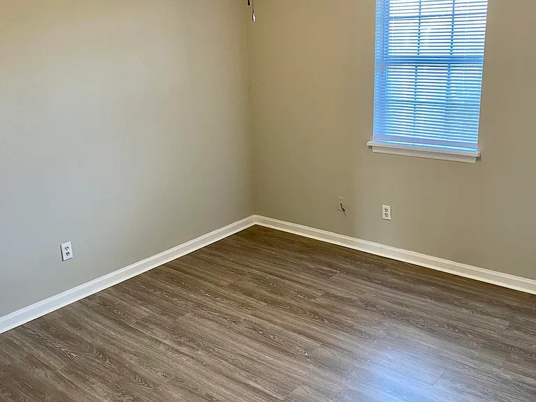 1287 Park West Dr #2 — Photo 2