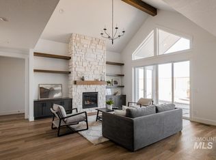 1072 E Crescendo St, Meridian, ID 83642