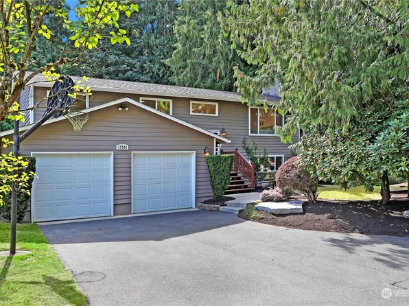 19704 Bing Road, Lynnwood, WA 98036