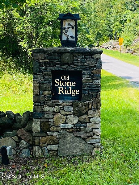 3rd image of 34 Old Stone Ridge Road