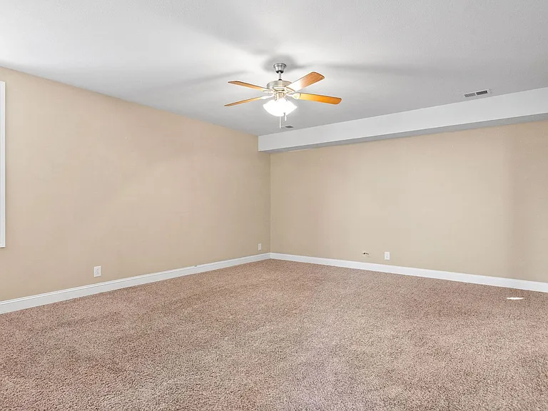 955 Terraceside Cir — Photo 28