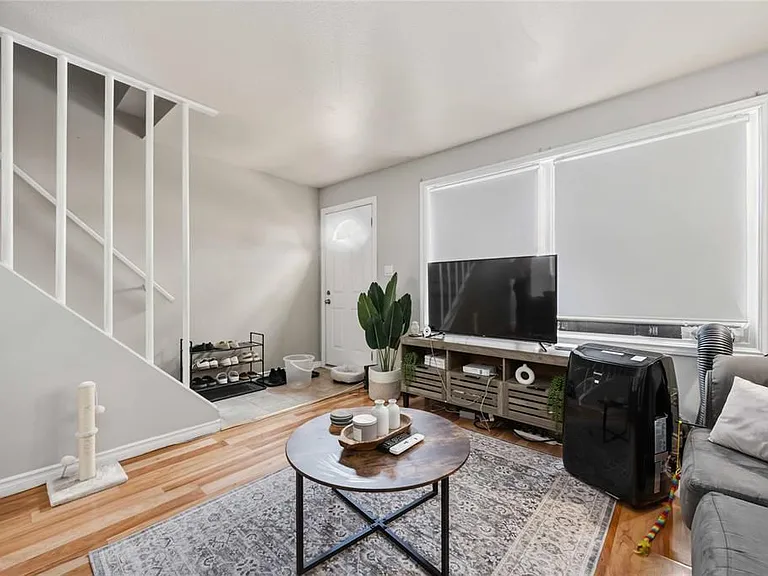 205 Fane St #7A — Photo 8