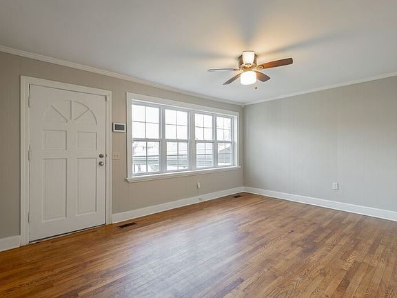 2nd image of 25 Hunt Ave