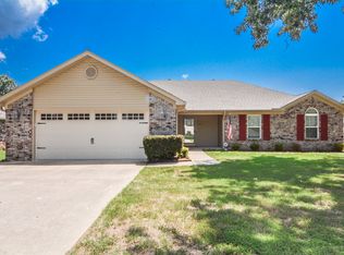 100 Wild Oak Dr, Sherwood, AR 72120