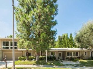 18730 Paseo Nuevo Dr, Tarzana, CA 91356