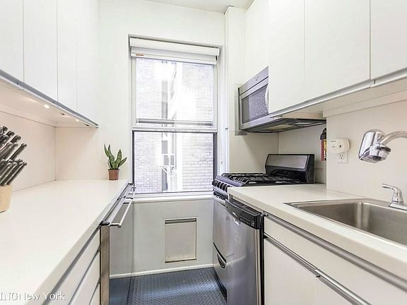 4th image of 336 W End Ave APT 11E