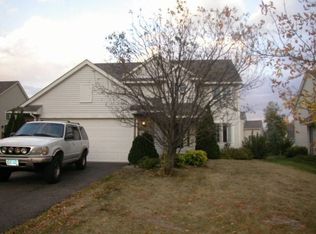 8474 Bradford Ct, Inver Grove Heights, MN 55076