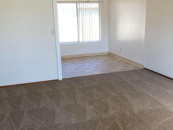 3rd image of 2388 Karen Dr #10