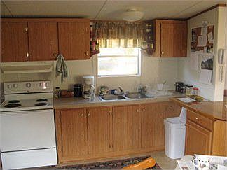 3rd image of 21577 NW 143rd Ter