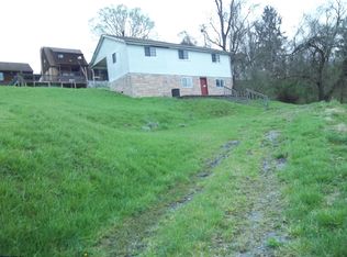 122 Elk Ave, Fairmont, WV 26554