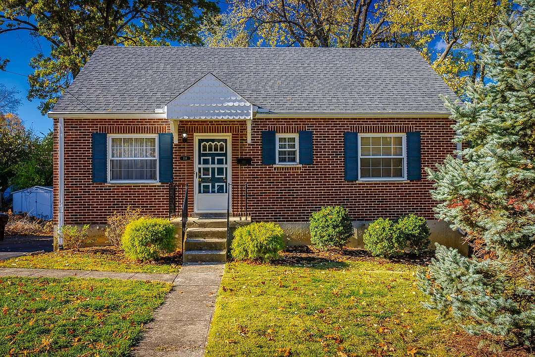 118 Rossford Ave photo 1