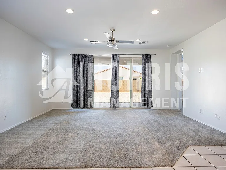 336 E Hawaii Dr — Photo 12