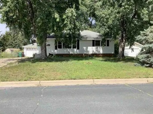 6329 Halifax Dr, Brooklyn Center, MN 55429