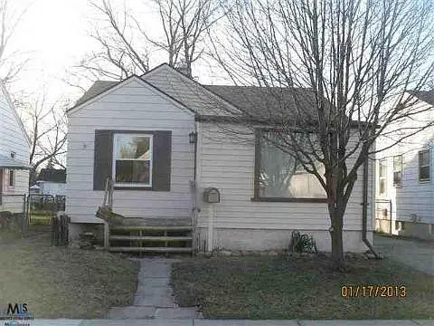 1772 E Hazelhurst St photo 1
