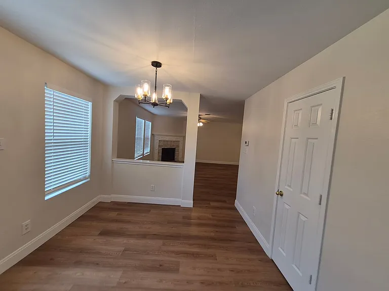12634 Carriage Blvd — Photo 10