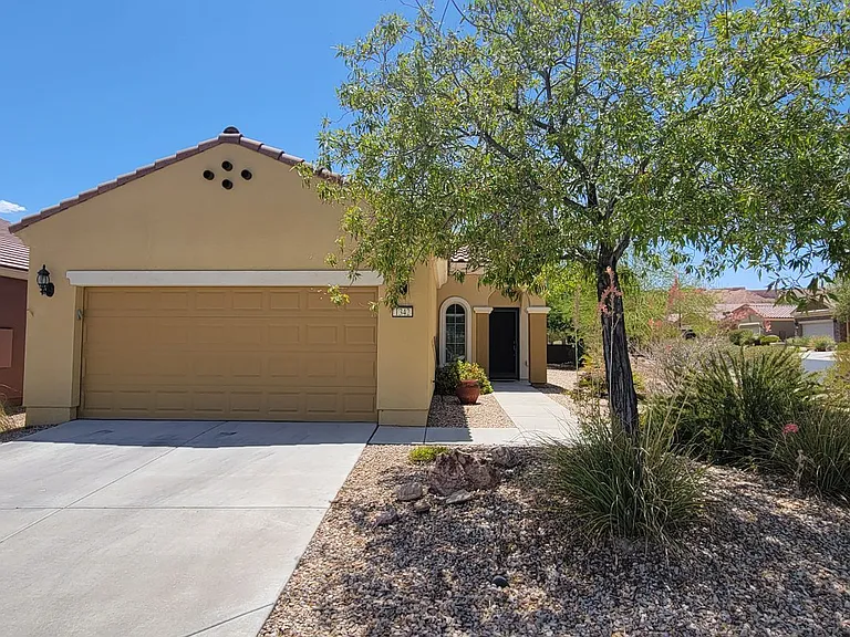 1342 Springdale Ln — Photo 15