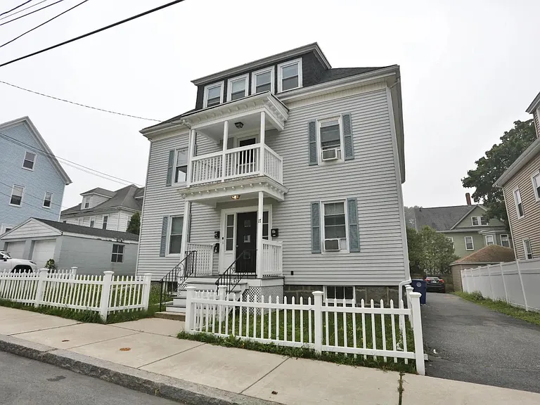 17 Forest Ave #2 — Photo 1