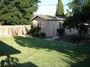 2nd image of 4666 E Princeton Ave