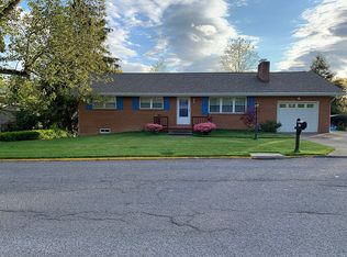 1321 Anderson Ave, Morgantown, WV 26505