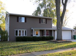 36413 N Traer Ter, Gurnee, IL 60031