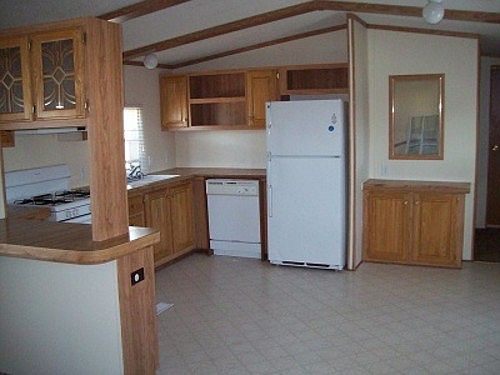 4th image of 25133 Au Lac Dr N